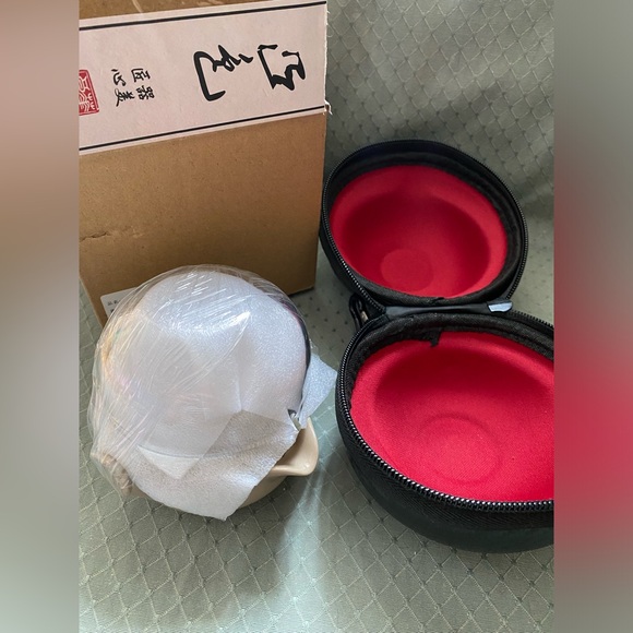 Travel Tea Set - Picture 2 of 6